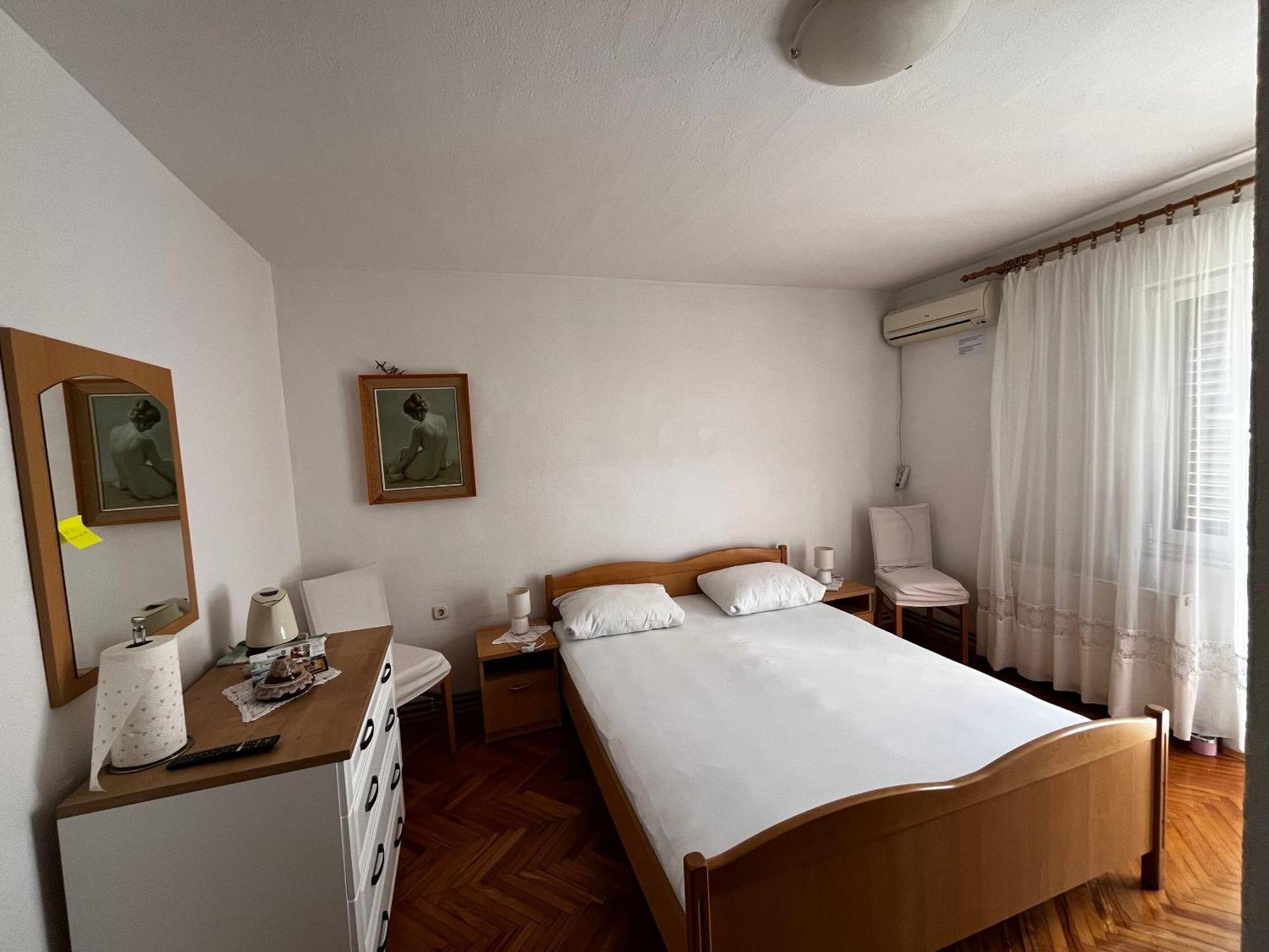 Apartment And Rooms Ruza Τρογκίρ Εξωτερικό φωτογραφία