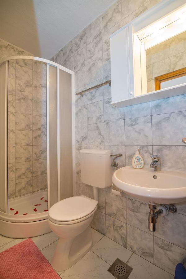 Apartment And Rooms Ruza Τρογκίρ Εξωτερικό φωτογραφία